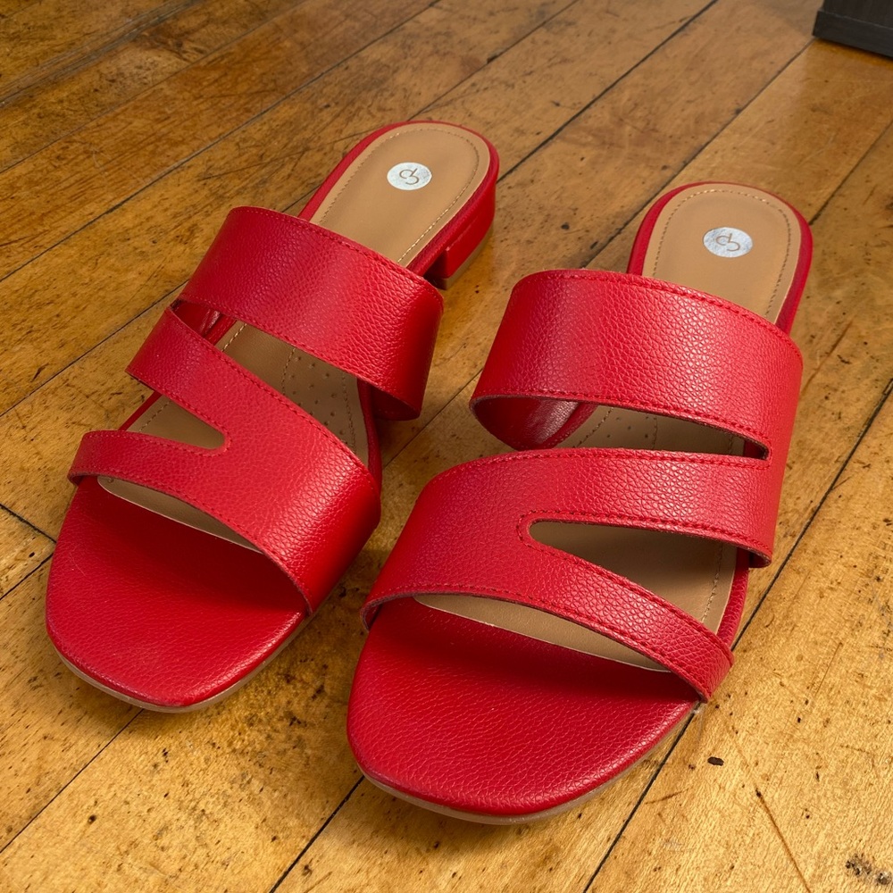 CP Brand Red Faux Leather Strappy Sandals Size 8W